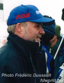 Challenge2002PilotesQuebecois01.JPG (16856 bytes)